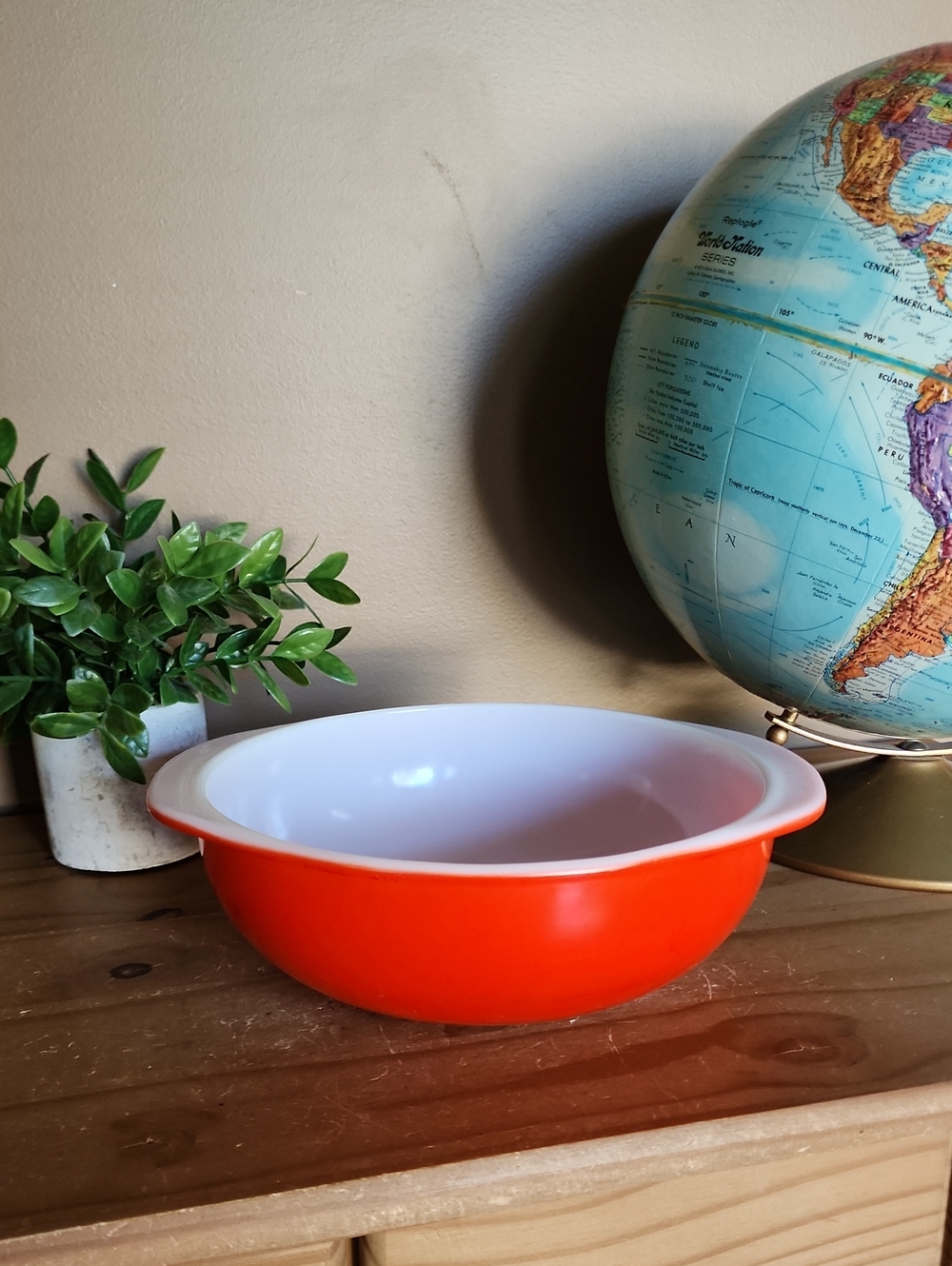 Vintage Pyrex 024 Casserole Dish